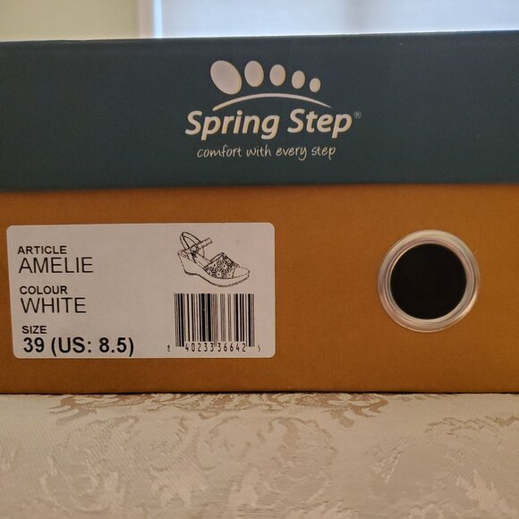 Sandals - Picture 2 of 5